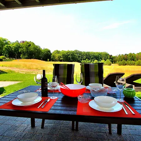 Luxus_eg_fewo Tee One Apartman *